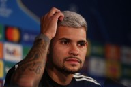 Bruno Guimaraes: “Me enamoré del fútbol por Ronaldinho”