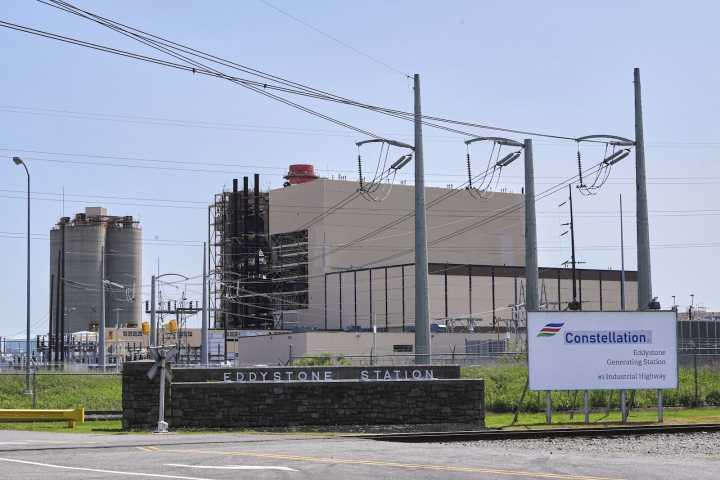 Nobody wants this gas plant. Trump is forcing it to stay open.