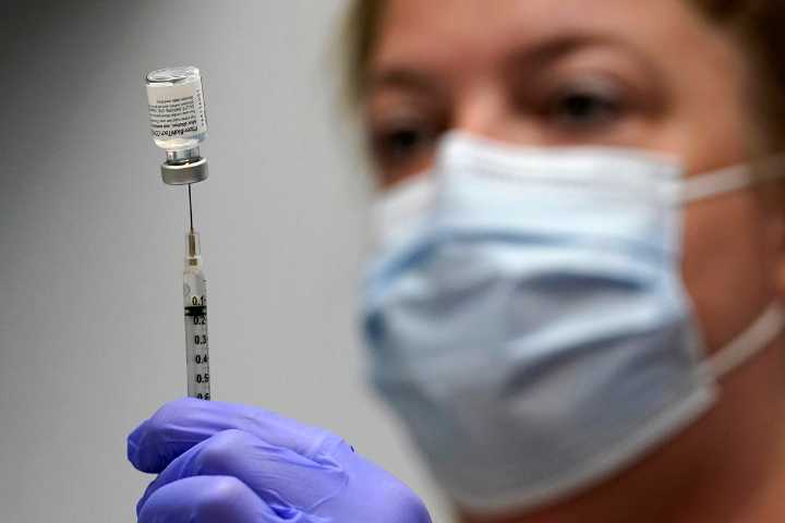 More states protect access to the COVID shot as feds restrict eligibility