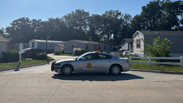 ICE in Des Moines: Federal agents searching for person on city's south side