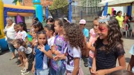 Madres reinventan la diversión para sus hijos en época vacacional