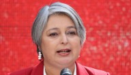 "No es labor del SII": Jara respalda levantamiento del secreto bancario tras dichos de Etcheverry