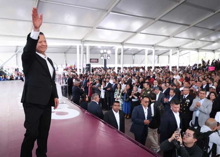 Gobernador de Hidalgo rinde su Tercer Informe de Gobierno