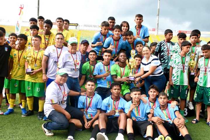 Ibagué: doble campeón en el fútbol juvenil de Juegos Intercolegiados