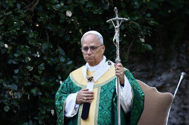 Papa León XIV envía condolencias por el fallecimiento de Mons. Alejandro Goic