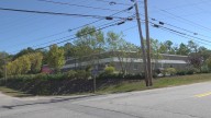 Immigrants denied access to attorneys at Scarborough ICE facility, Pingree says