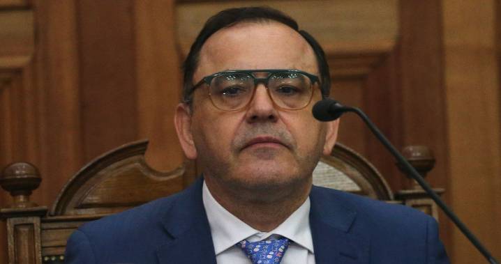 Corte Suprema mantiene en su cargo al juez Antonio Ulloa tras empate en votación