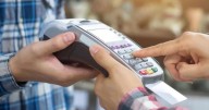 Usó una tarjeta robada, guardó objetos de un atraco y ahora irá a prisión efectiva en Chos Malal