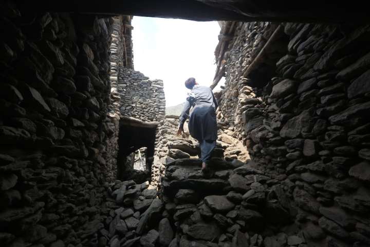 Los muertos por el terremoto de Afganistán superan los 1.400 y una réplica golpea la zona