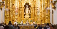 El retablo mayor de la iglesia de la Merced de Córdoba ya luce tras su largo proceso de recuperación