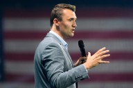 55 gobernadores condenan la violencia política tras el asesinato del comentarista Charlie Kirk