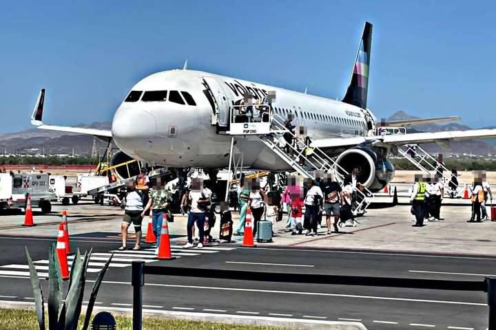 Vuelo de Tijuana a La Paz fue desviado tras emergencia; registró una posible despresurización 