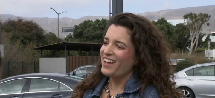 ‘Marry Lisa’: Woman puts out billboards in search for love