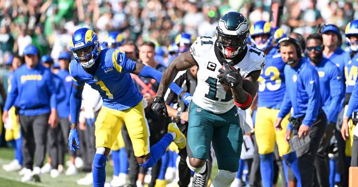 Game ball, three stars, and snap count analysis: Week 3, Eagles vs. Rams