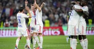 Defending Ligue 1 champions Paris Saint-Germain and Lyon take perfect records into 4th round
