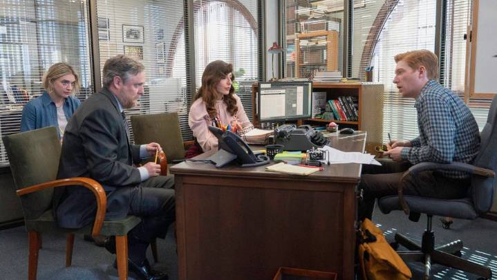 'The Paper' to Air on NBC This Fall; Also Cheerleader Comedy 'Stumble'