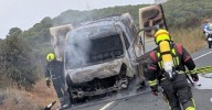 Sofocado el incendio de una furgoneta en la A-45 a su paso por Antequera