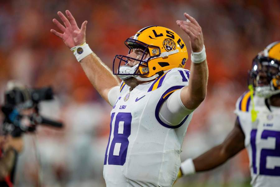 Does Louisiana's weather make it the best place to play football?