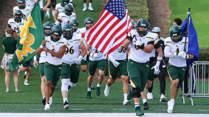 W&M Football to Host Maine for Home Opener on Saturday