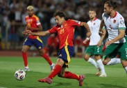 Oyarzabal adelanta a España ante Bulgaria