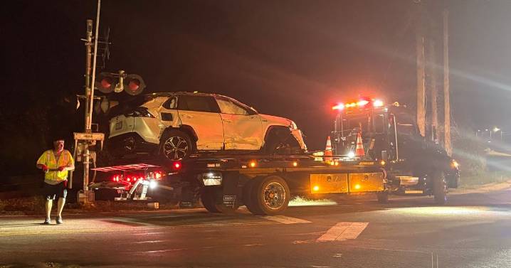 SUV crashes on Nowell Road train tracks in Raleigh; no serious injuries reported :: WRAL.com