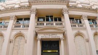 Tensión cambiaria: Por primera vez el BCRA debió salir a vender reservas en el mercado