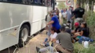 Pasajeros Sufren Golpe de Calor Dentro de un Camión en Aguascalientes; Hubo Desmayados