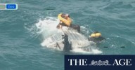 Boaties praised for their actions after tinny capsizes off WA coast