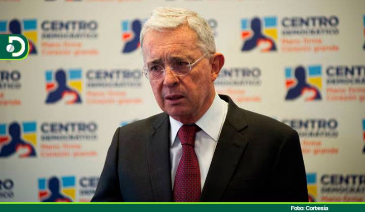 Centro Democrático confirmó que el expresidente Álvaro Uribe volverá a aspirar al Senado en 2026