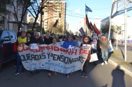 Con banderas de Palestina y "Alta coimera", otra marcha de los miércoles en Santa Rosa