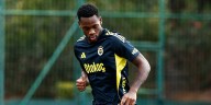 Jhon Jader Durán se dejó ver sin muletas y ya tiene fecha de regreso a las canchas con Fenerbahce de Turquía
