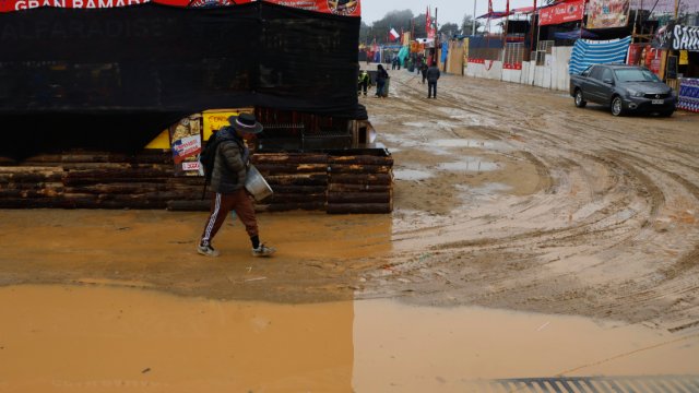 Valparaíso: Lluvias afectan fondas y ramadas del Parque Alejo Barrios