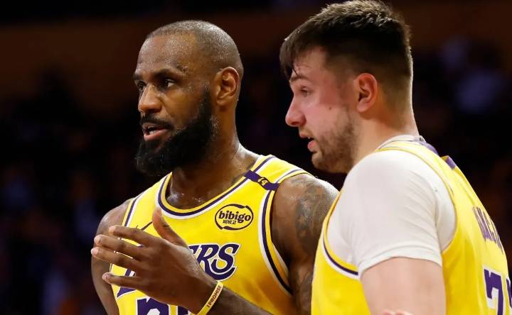 NBA Rumors: Lakers reportedly looking to pair LeBron James and Luka Doncic with young center