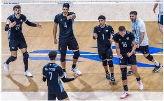 Argentina debutó en el Mundial de vóley con un triunfo épico ante Finlandia
