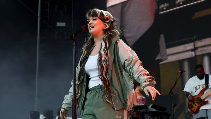 Lola Young cancels D.C. show after collapsing onstage in New York