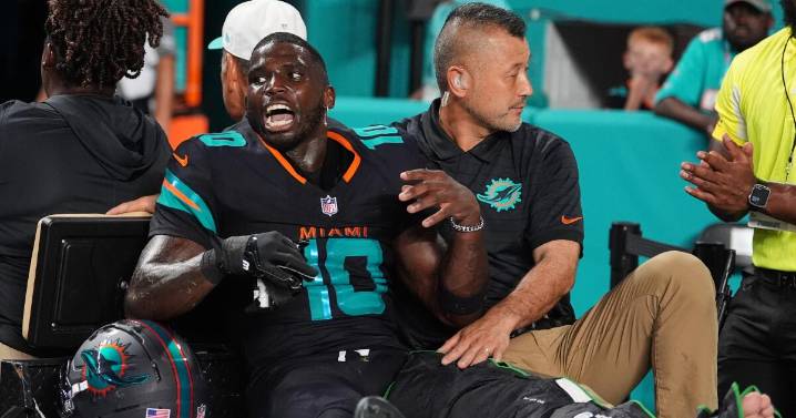 Dolphins' Tyreek Hill 'laughing through pain' as he faces likely season
