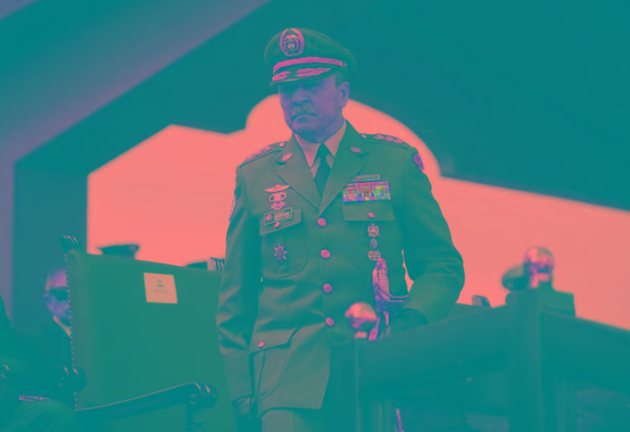 Acusan a exdirector del hospital militar por contratar a persona inhabilitada