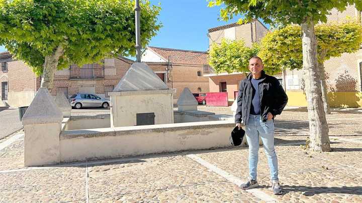 Ángel deja la locura de Madrid para vivir feliz y en paz en un pequeño pueblo de Valladolid: "Mi corazón está aquí"