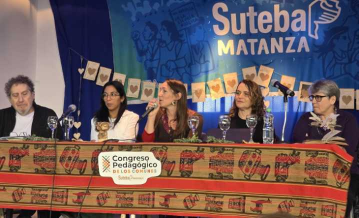 Triple femicidio: el Frente Gremial Docente de La Matanza reclama un Estado presente