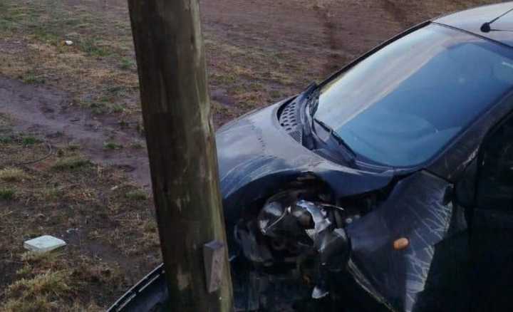 Una hospitalizada por un choque entre dos autos en la Perón