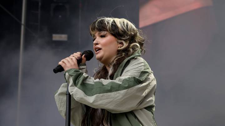 British pop star Lola Young says she has to ‘cancel everything’ after onstage collapse
