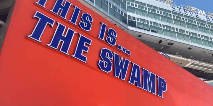 Gator assistant Jabbar Juluke suspended 3 games after altercation before LSU game