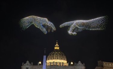 Grace for the World: un gran espectáculo iluminó la Plaza de San Pedro