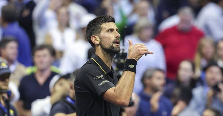 Djokovic desespera a Fritz y será el rival de Alcaraz en las semifinales