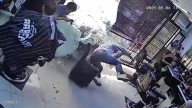 Mujer se estrelló contra barbería tras perder el control de su vehículo en La Molina [VIDEO]