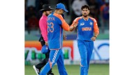 Kuldeep spins magic, India restricts Pakistan to 146 in Asia Cup final