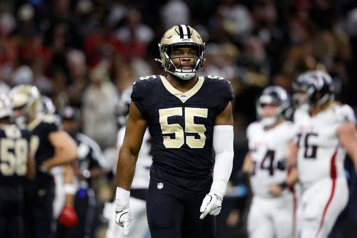 Bengals sign former second-round defensive lineman to their practice squad, place starting offensive lineman on IR