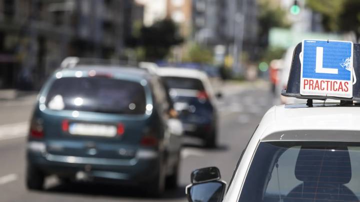 Detenido en Zaragoza por regresar a casa en moto después del examen de recuperación de puntos