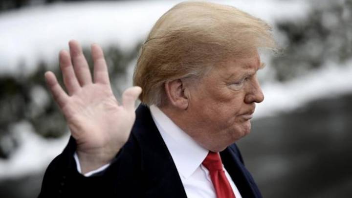 Trump hundido en deudas busca saquear a Venezuela