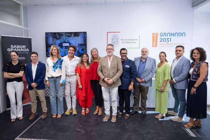 Granada se prepara para la XII Pasarela Solidaria de Cruz Roja en el Hospital Real